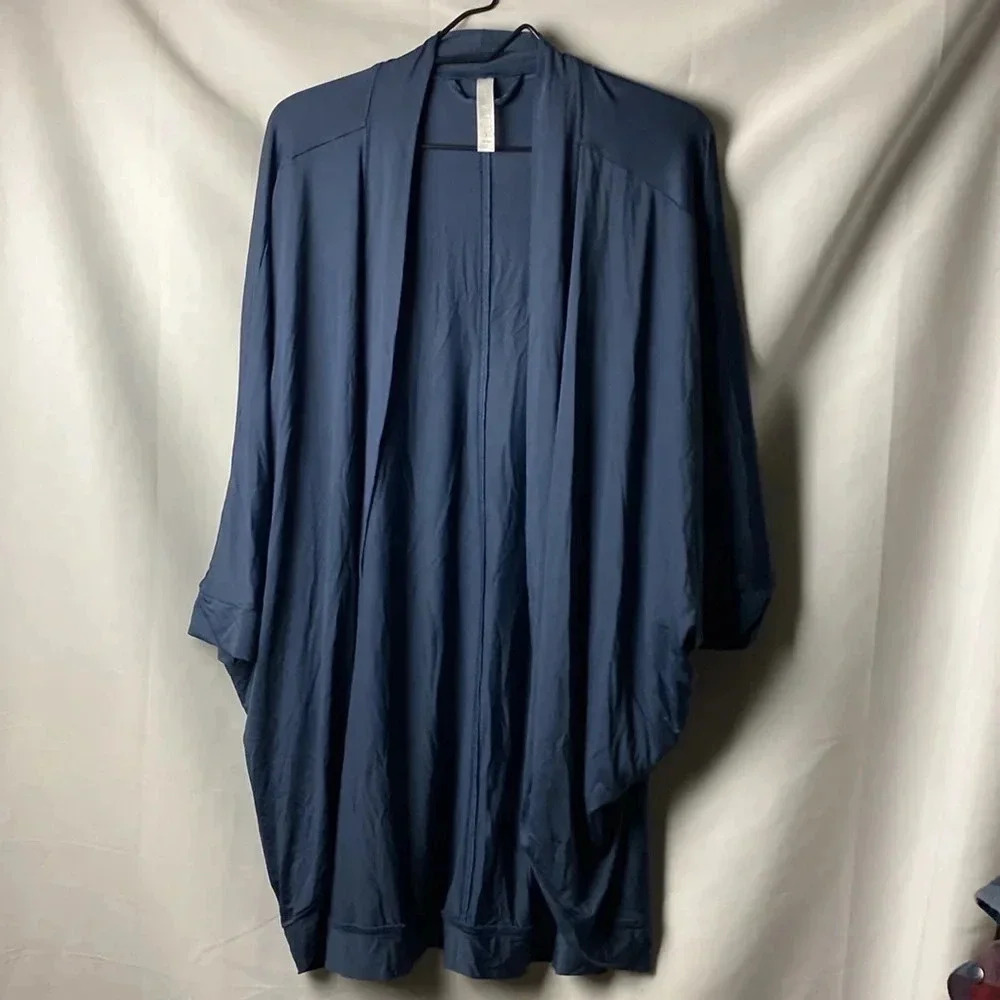 CACIQUE WOMENS SIZE 18/20 NAVY NYLON SPANDEX SLEEP JACKET‎ WITH POCKETS - Picture 3 of 11